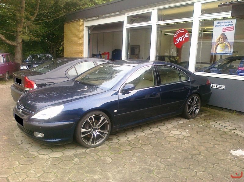 Peugeot 607