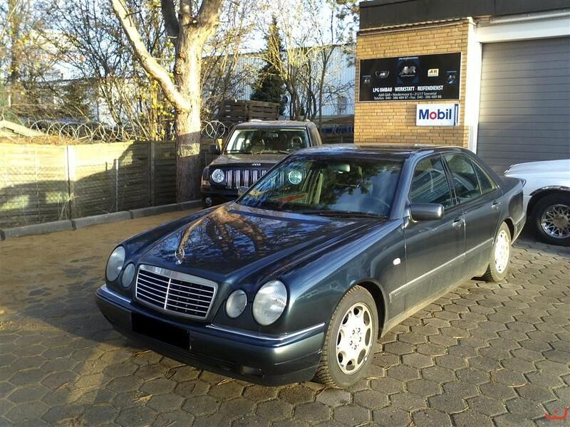 Mercedes E 280 W210
