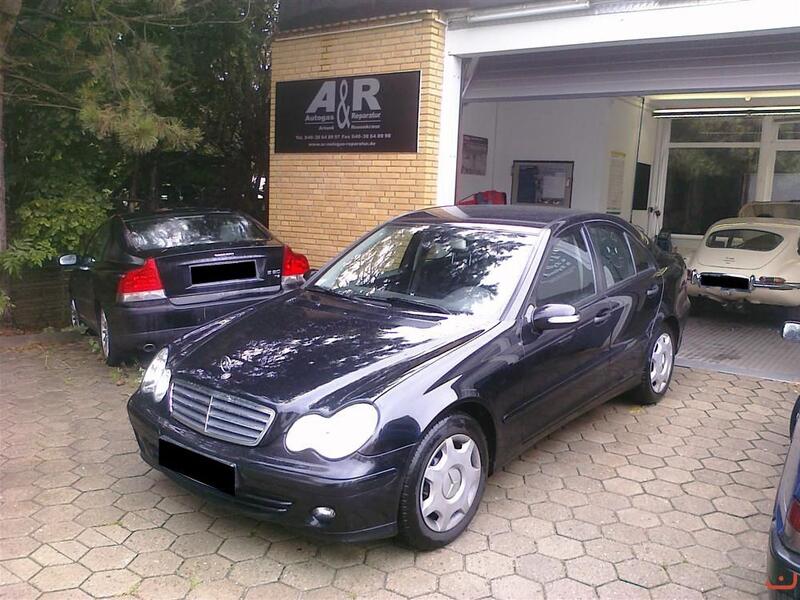 Mercedes C 180K W203
