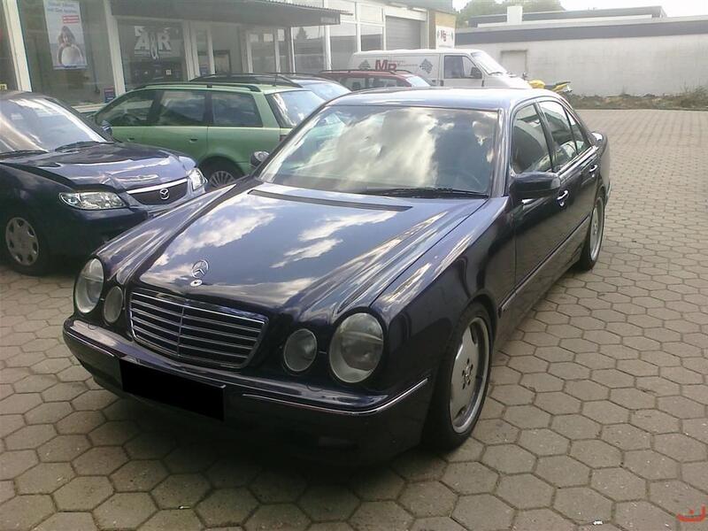 Mercedes E 420 W210