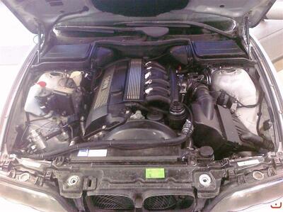 BMW E39 528i